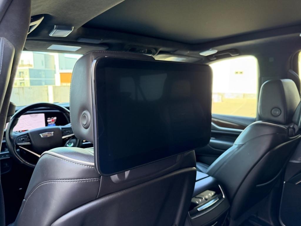 Cadillac Escalade ESV Sport Platinum AWD 2023