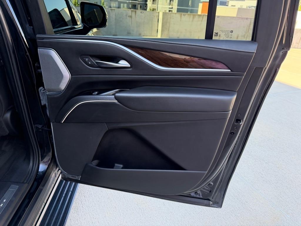 Cadillac Escalade ESV Sport Platinum AWD 2023