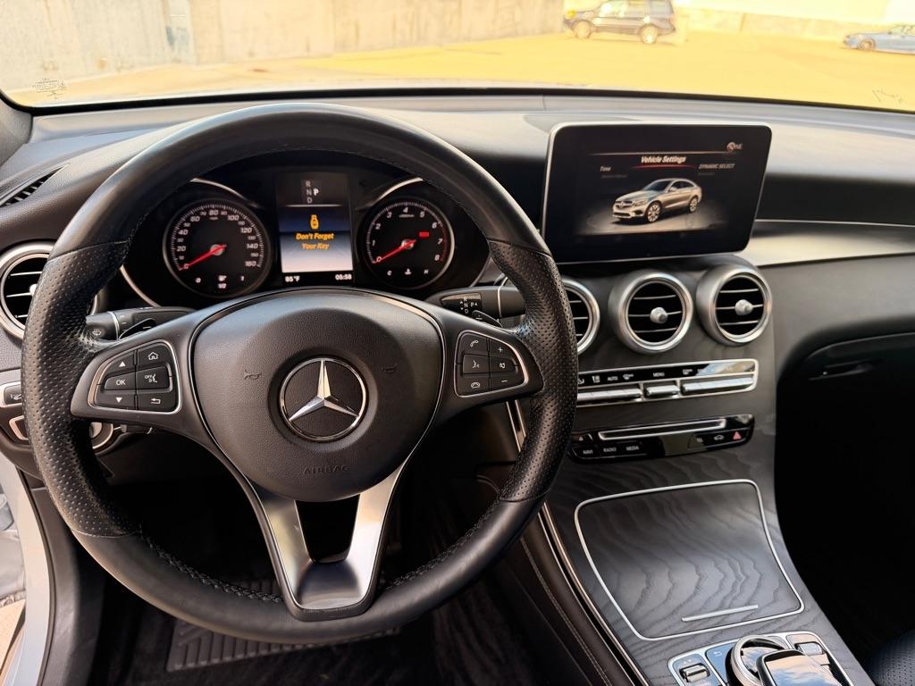 Mercedes-Benz GLC-Class GLC300 4MATIC 2018