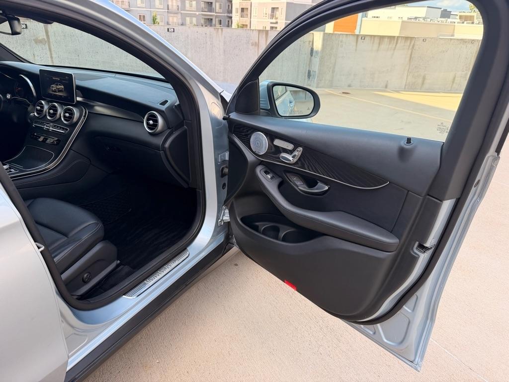 Mercedes-Benz GLC-Class GLC300 4MATIC 2018