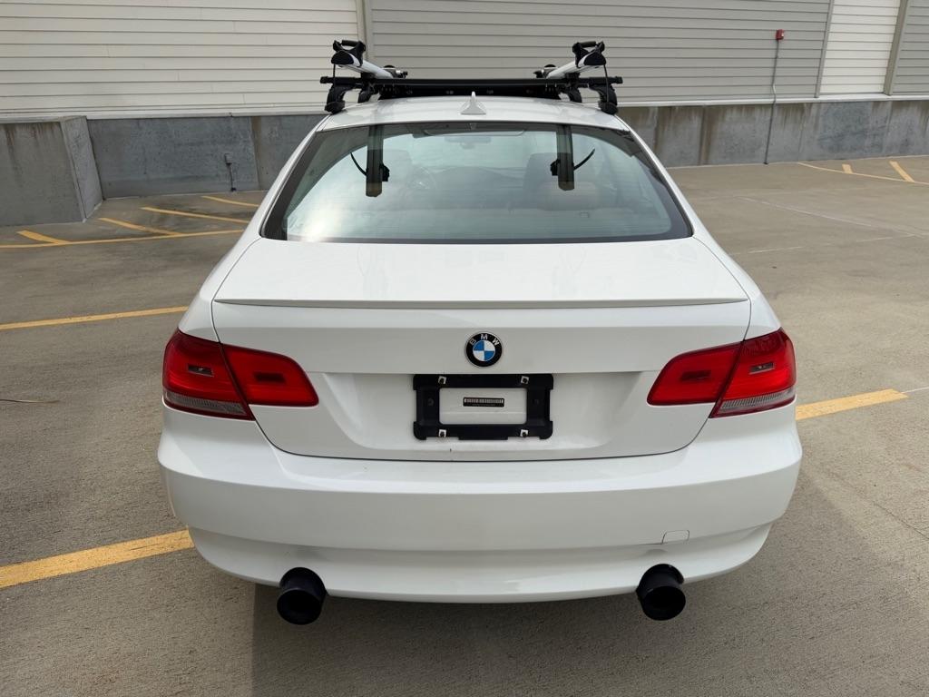 BMW 3-Series 335i xDrive Coupe 2010