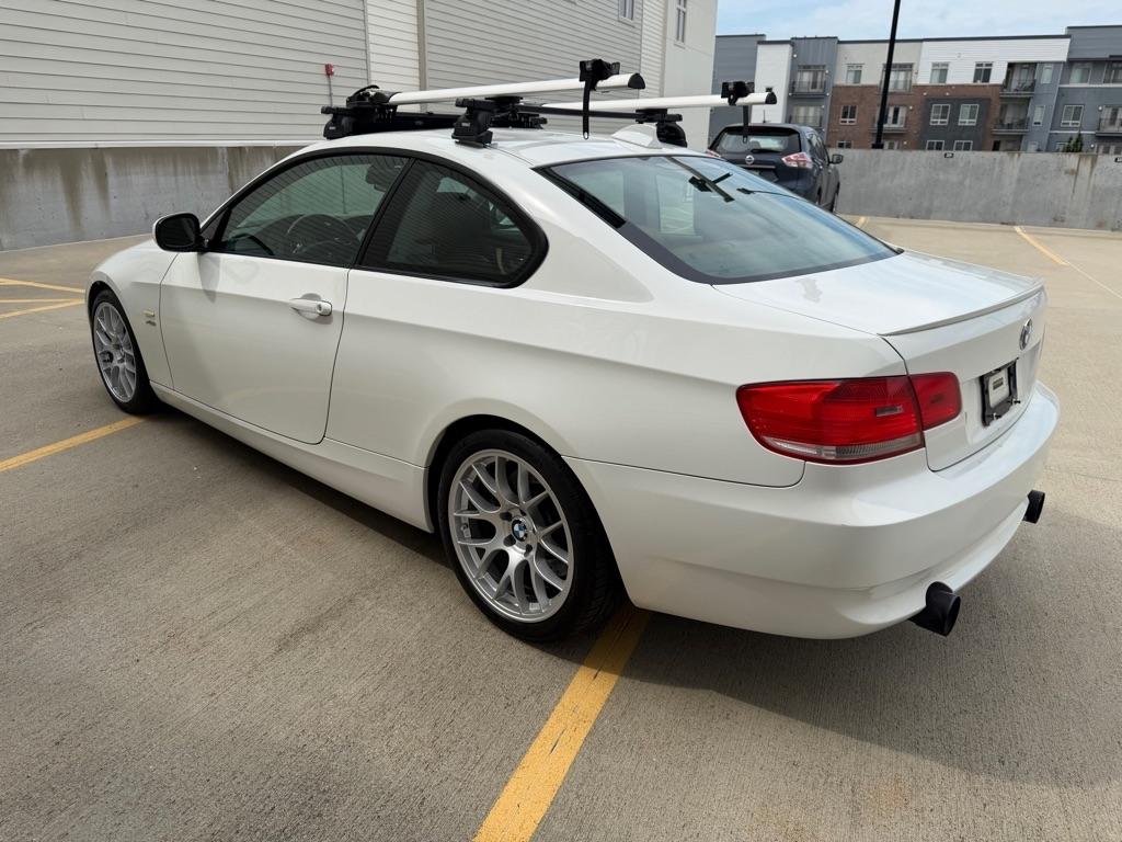 BMW 3-Series 335i xDrive Coupe 2010