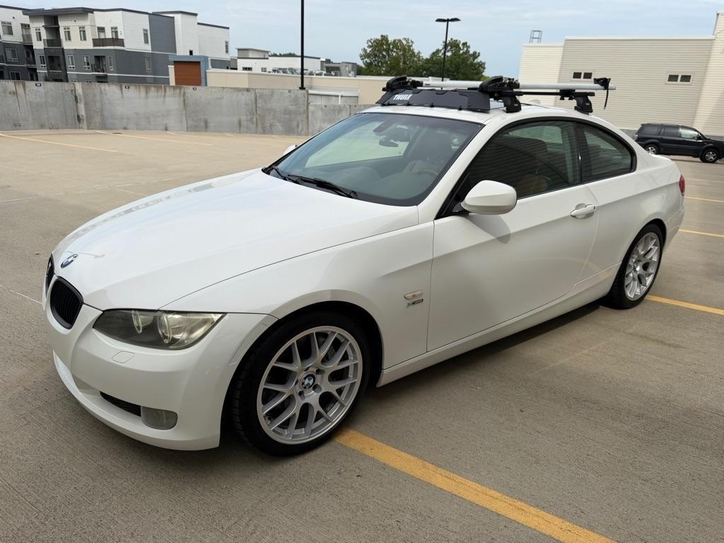 BMW 3-Series 335i xDrive Coupe 2010