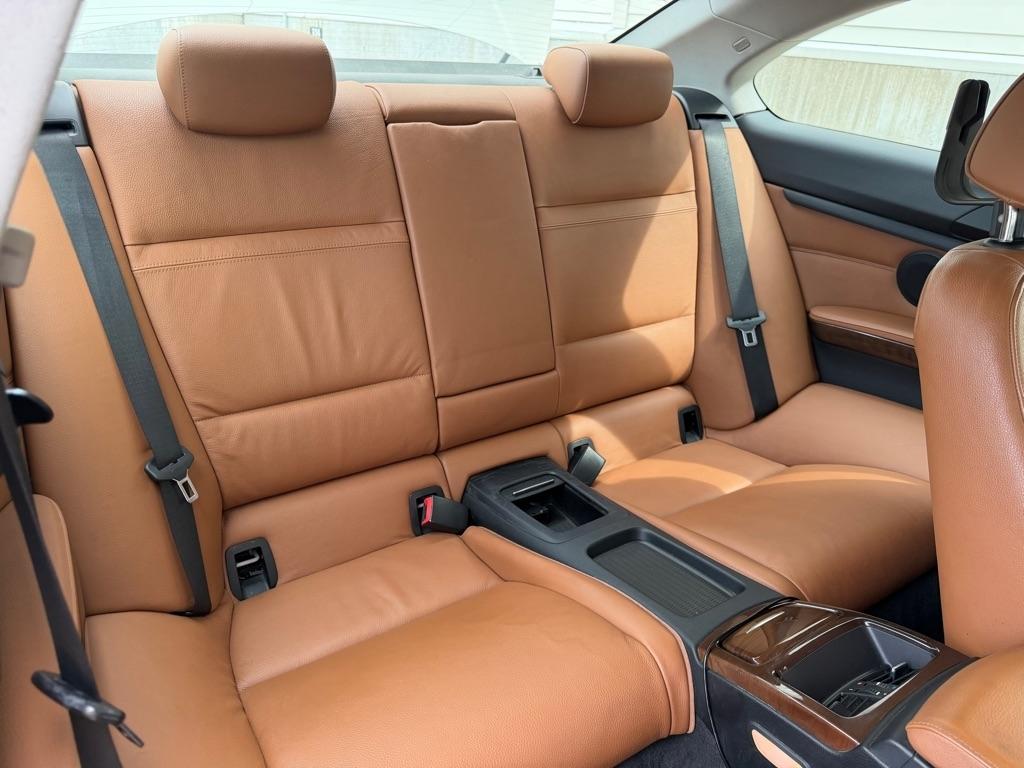 BMW 3-Series 335i xDrive Coupe 2010