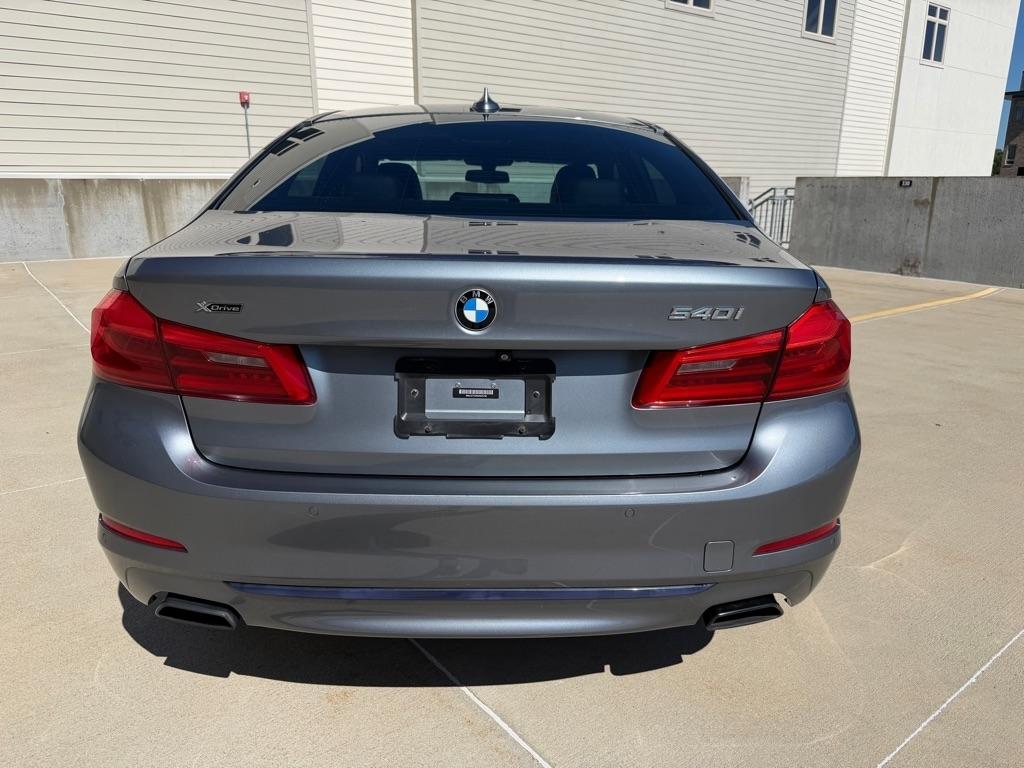BMW 5-Series 540i xDrive 2019