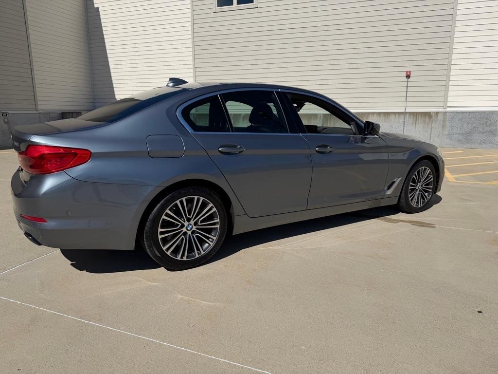 BMW 5-Series 540i xDrive 2019