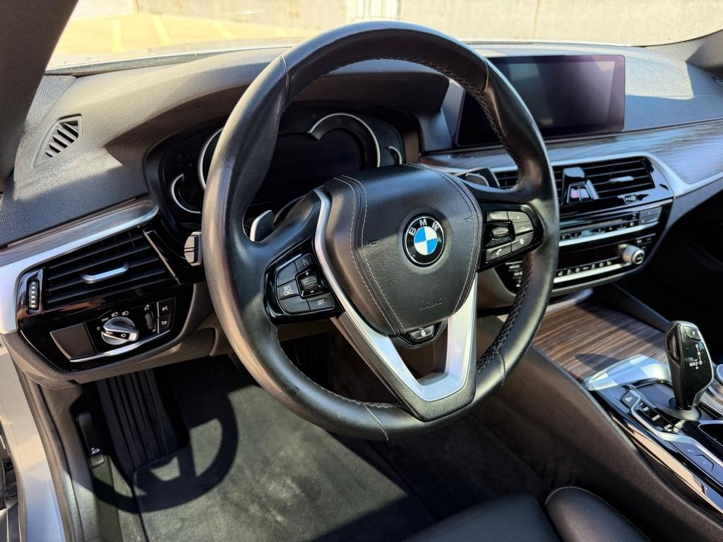 BMW 5-Series 540i xDrive 2019