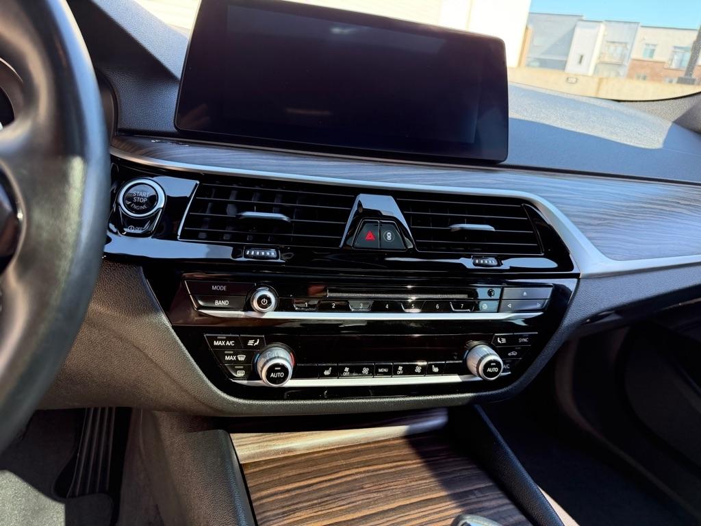 BMW 5-Series 540i xDrive 2019