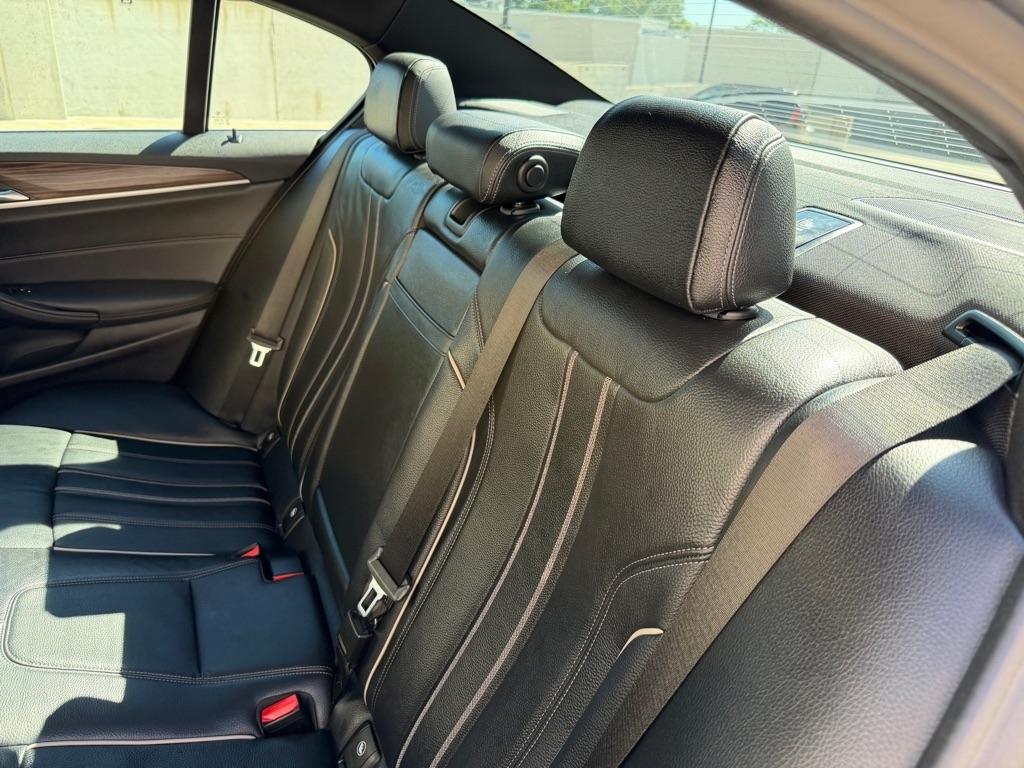 BMW 5-Series 540i xDrive 2019