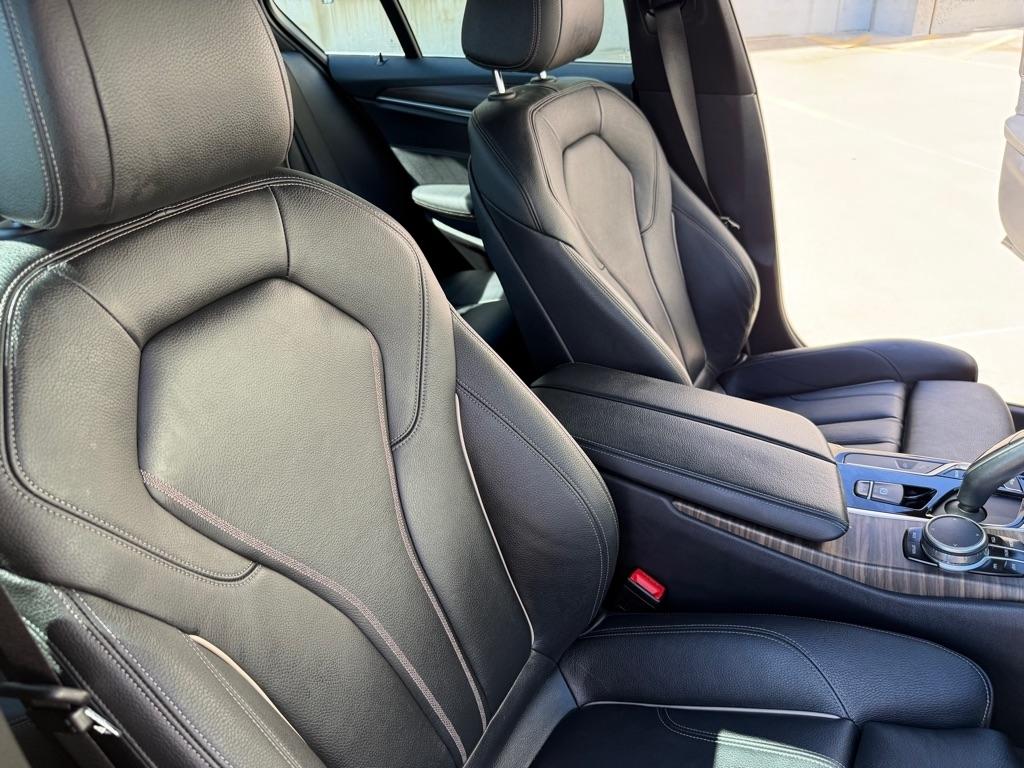 BMW 5-Series 540i xDrive 2019