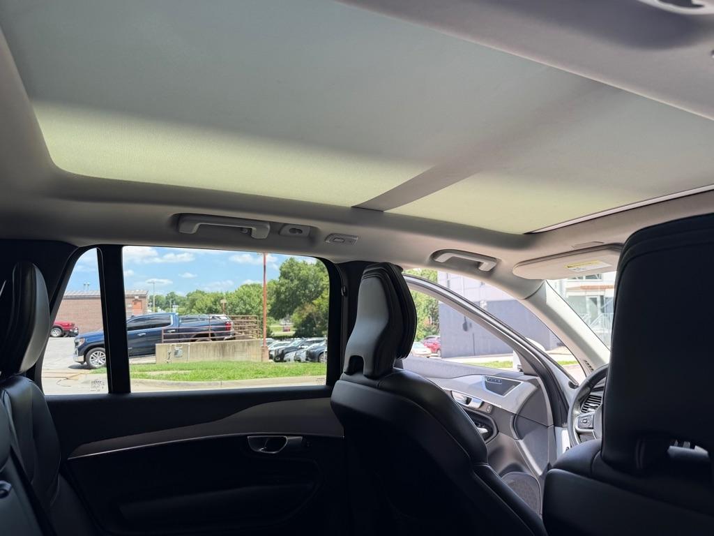 2024 Volvo XC90 Core - Photo 30