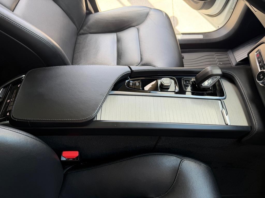 2024 Volvo XC90 Core - Photo 32