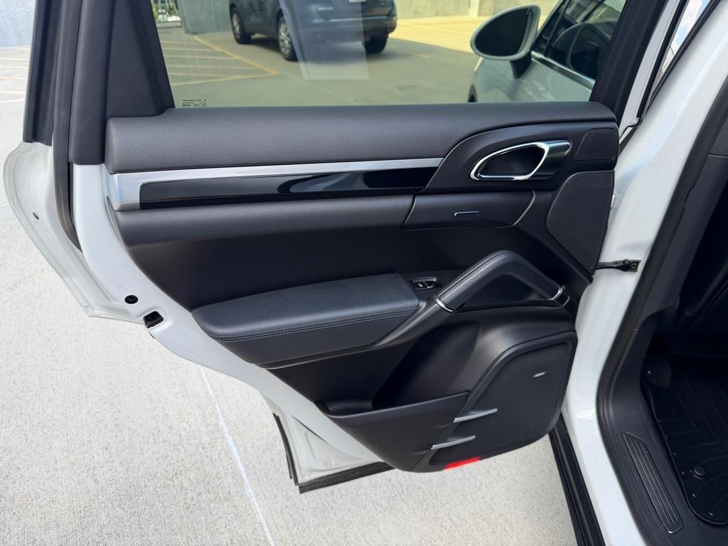 Porsche Cayenne  2015