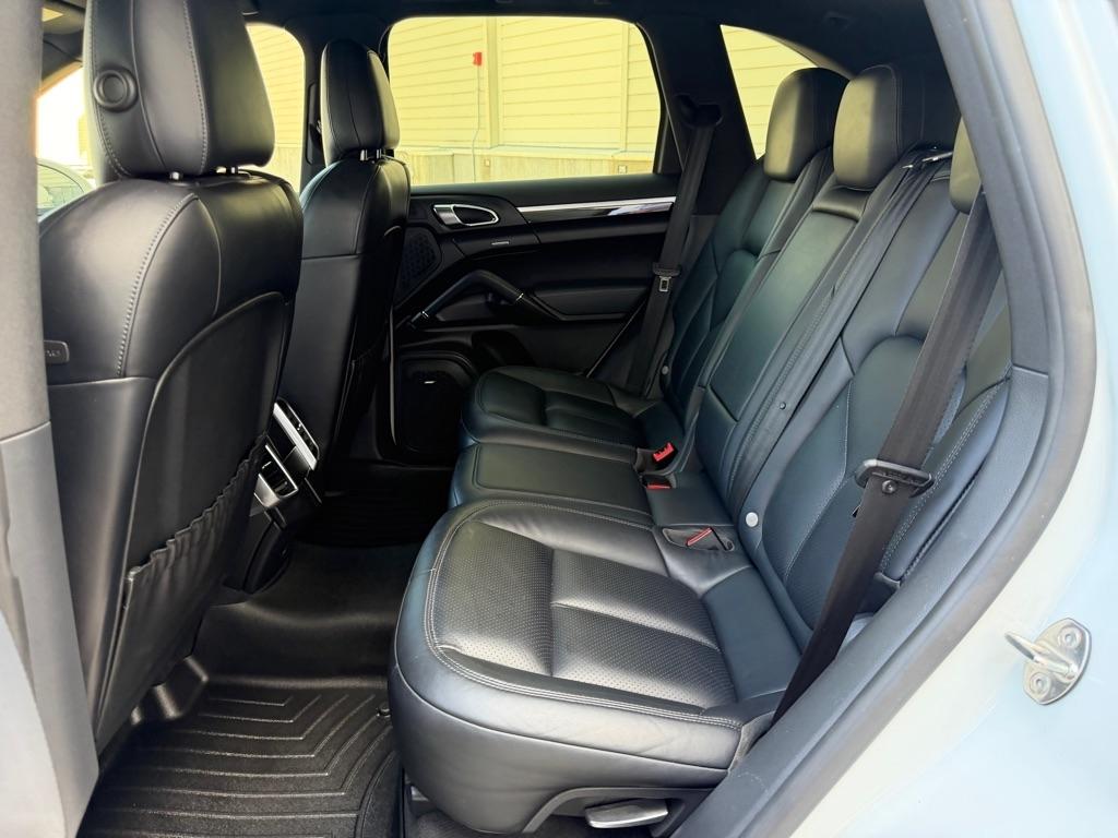 Porsche Cayenne  2015