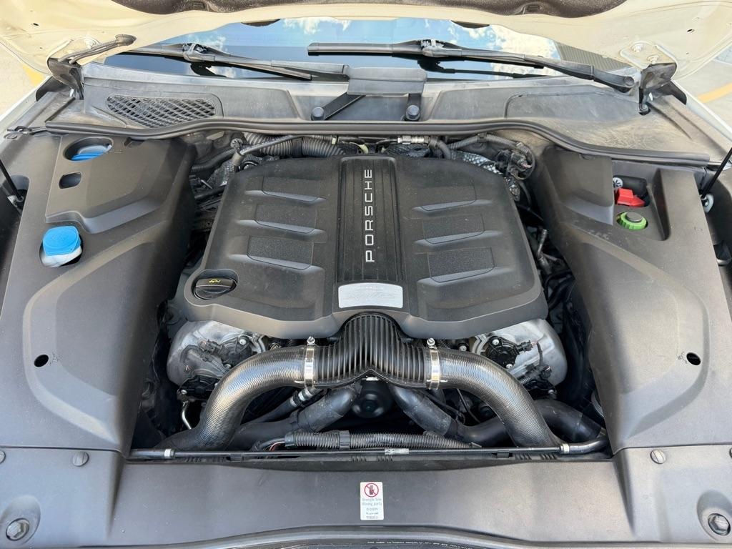 Porsche Cayenne  2015
