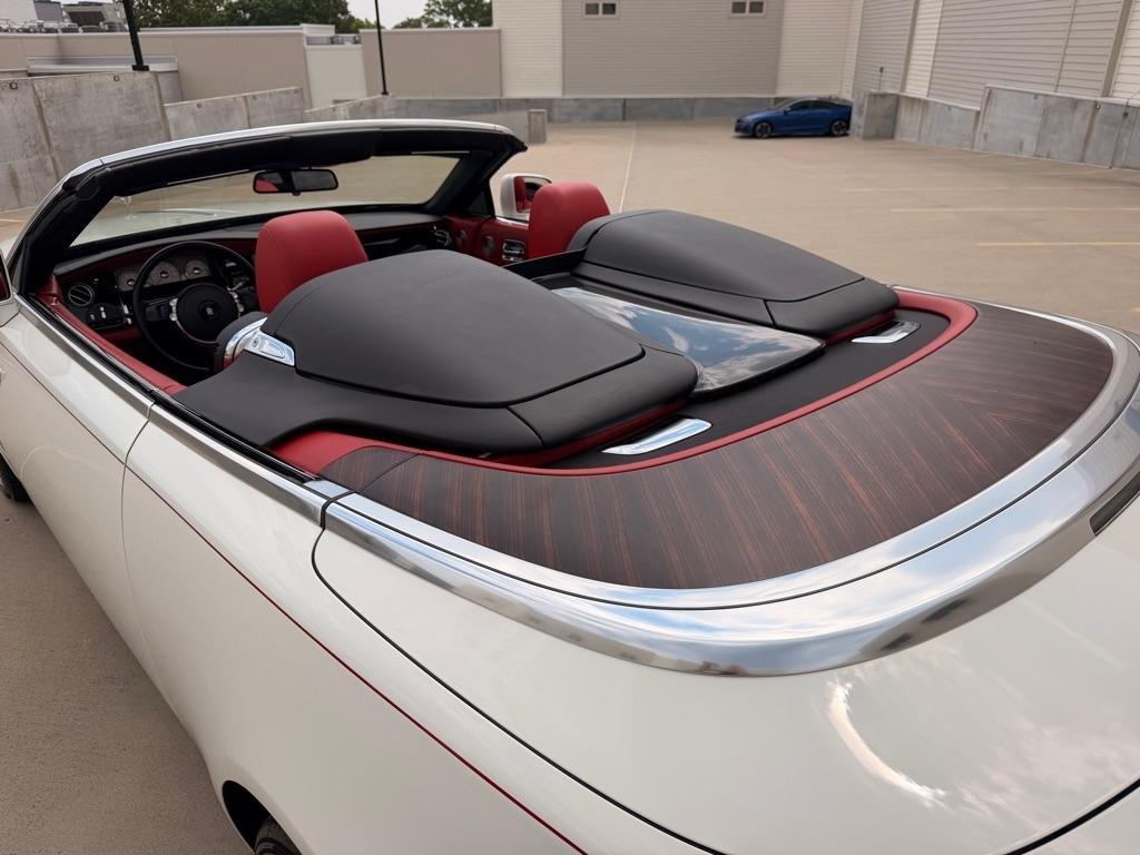 Rolls-Royce Dawn Base 2017