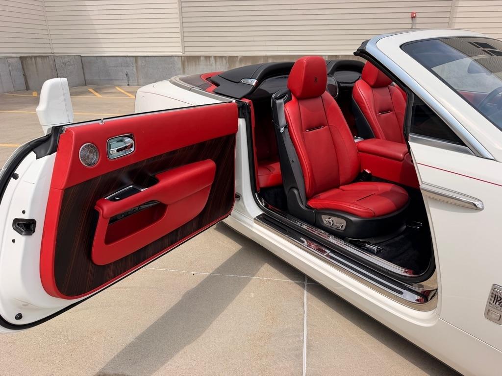Rolls-Royce Dawn Base 2017