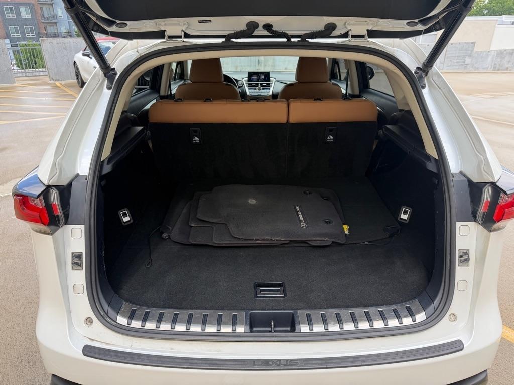 Lexus NX 200t FWD 2017