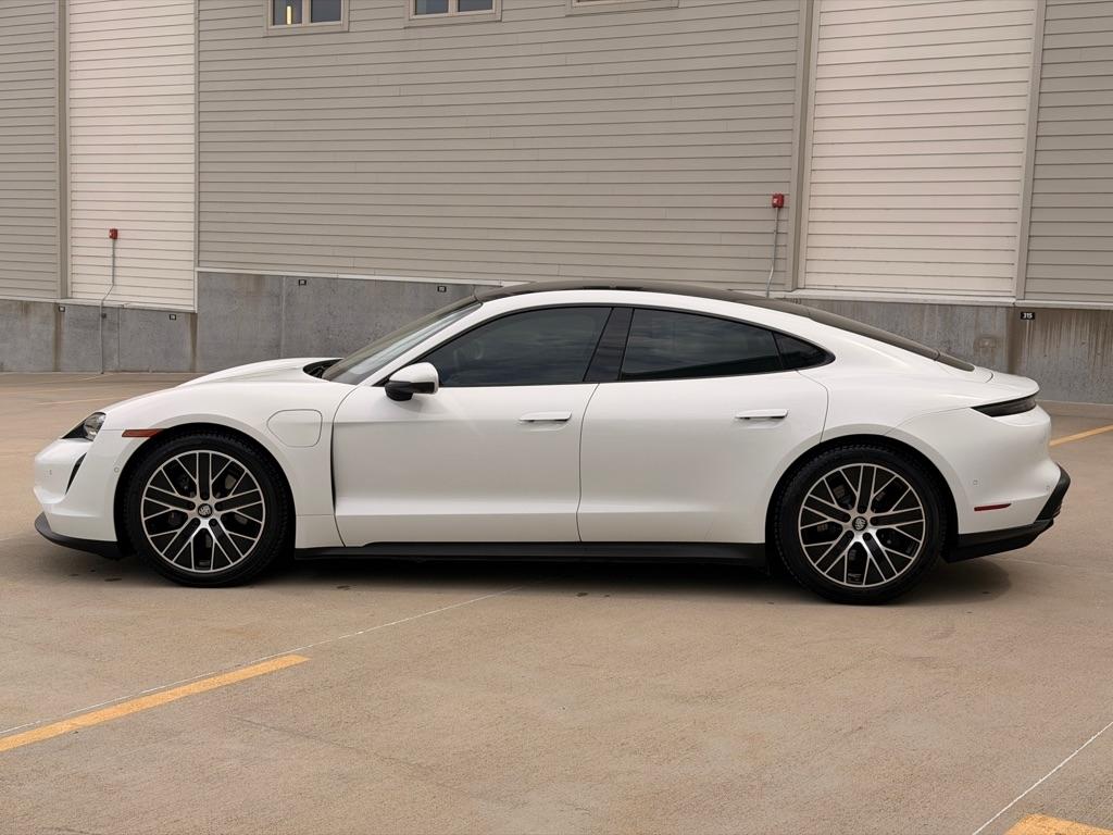 Porsche Taycan Base 2022