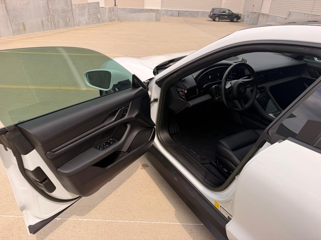 Porsche Taycan Base 2022