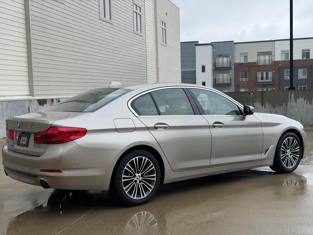 BMW 5-Series 530i xDrive 2019