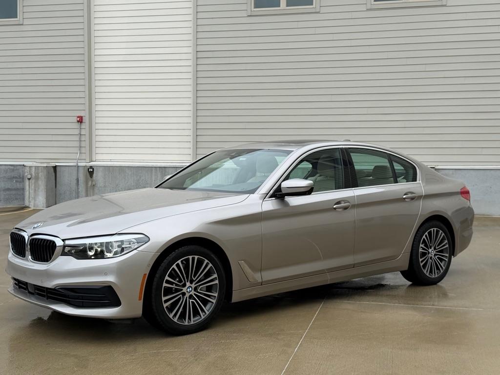BMW 5-Series 530i xDrive 2019