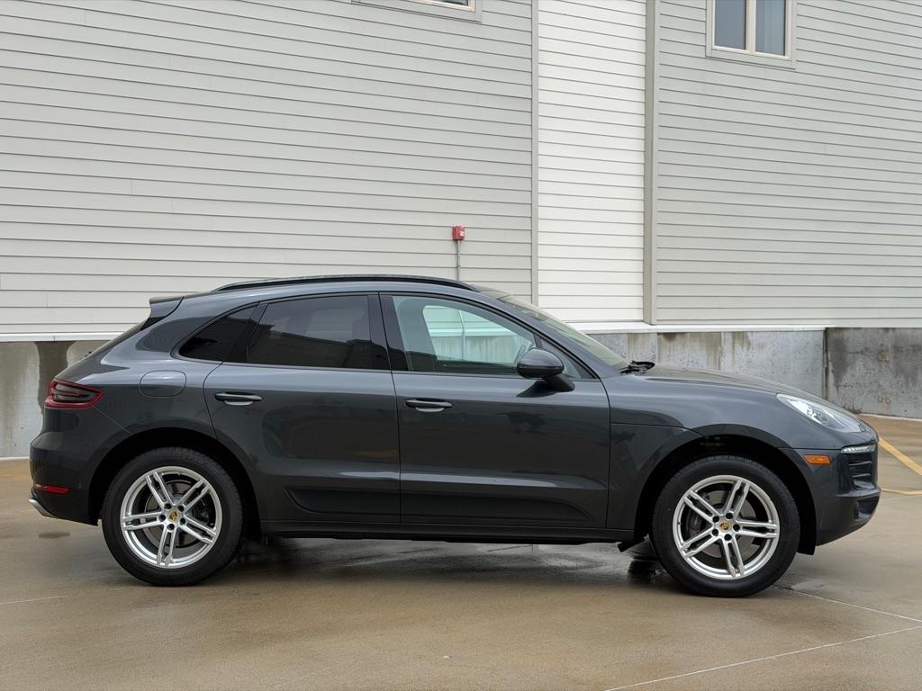 Porsche Macan GTS 2017