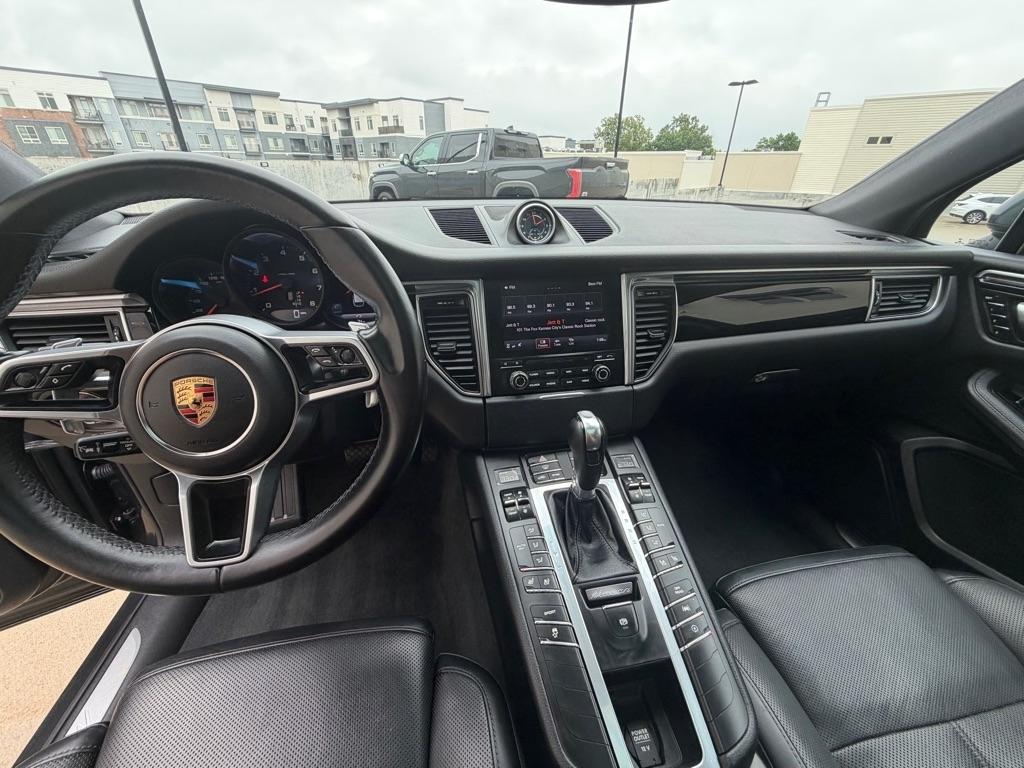 Porsche Macan GTS 2017
