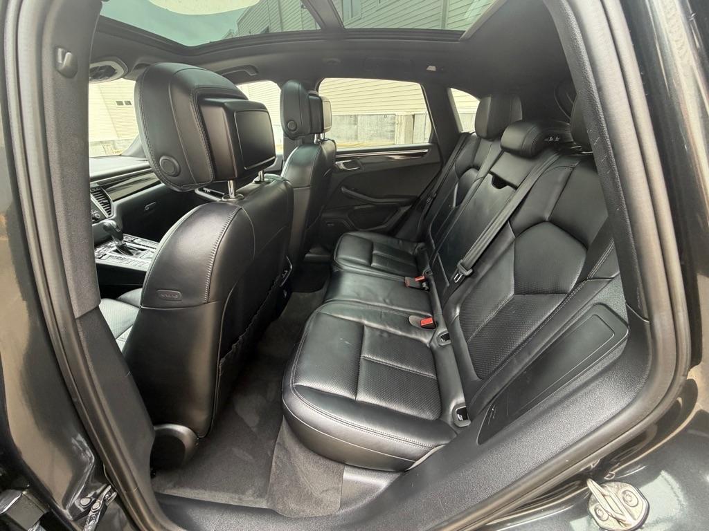 Porsche Macan GTS 2017