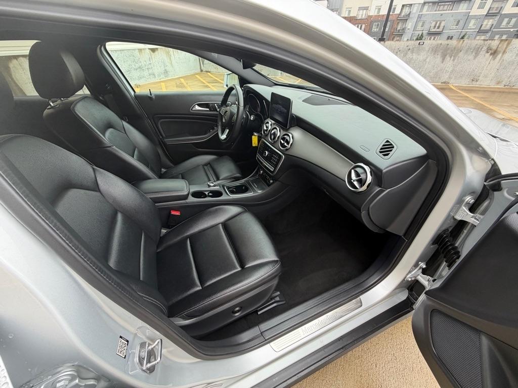 Mercedes-Benz GLA-Class GLA250 4MATIC 2020