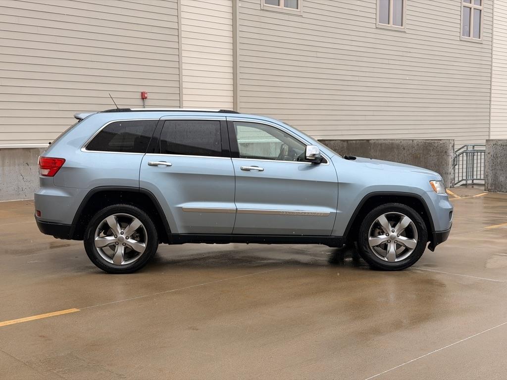 Jeep Grand Cherokee Overland 2WD 2012