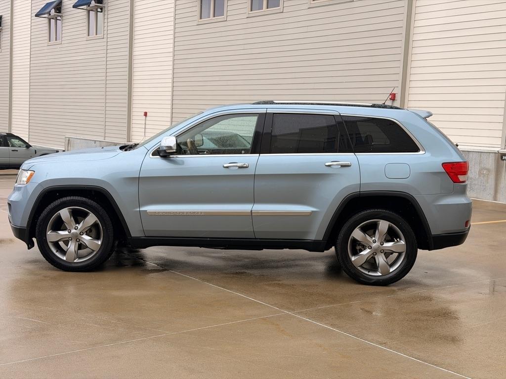 Jeep Grand Cherokee Overland 2WD 2012