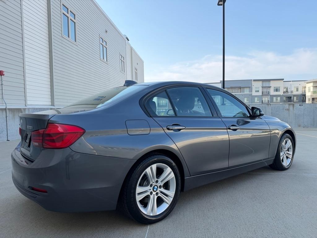 BMW 3-Series 328i xDrive Sedan 2016