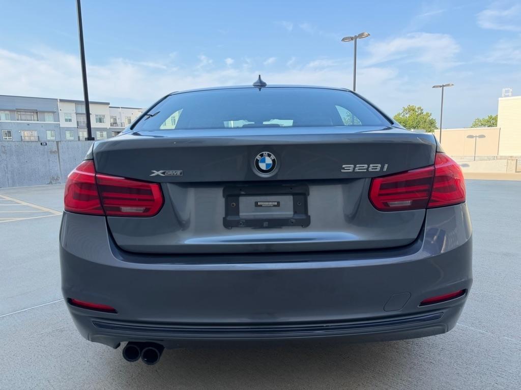BMW 3-Series 328i xDrive Sedan 2016