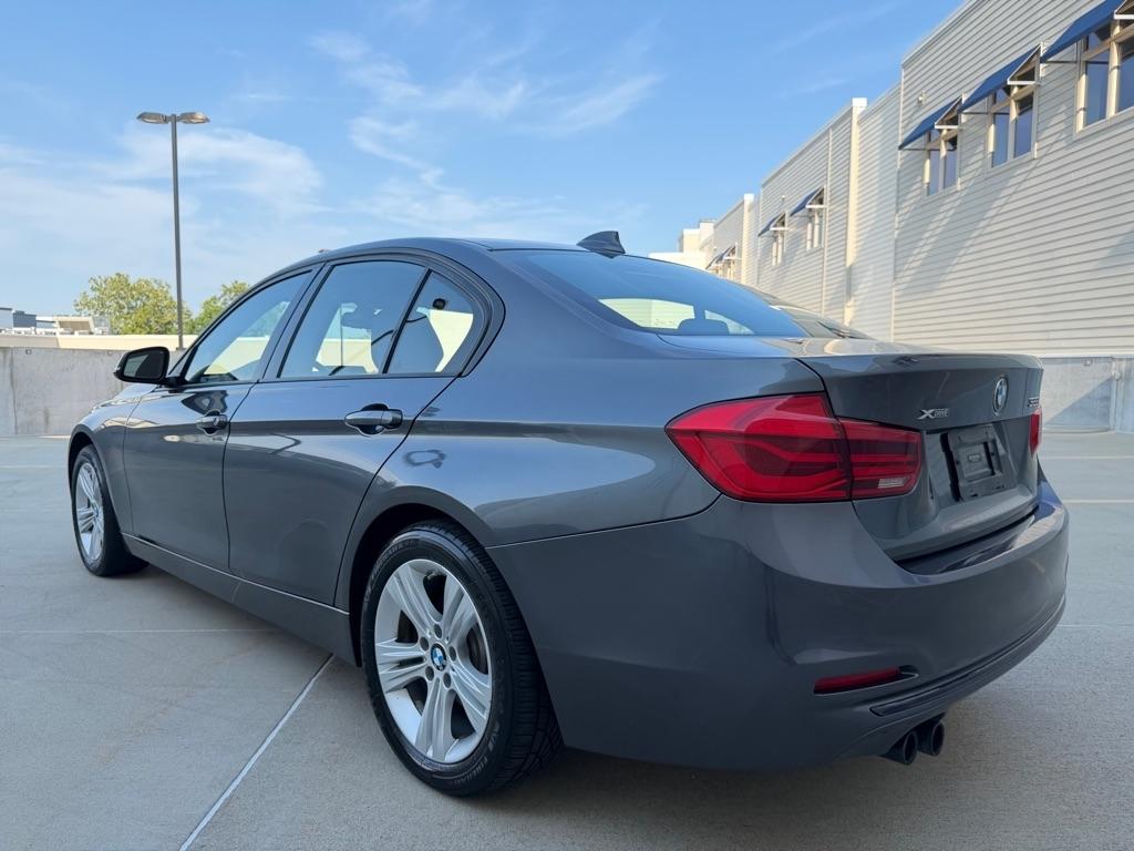 BMW 3-Series 328i xDrive Sedan 2016