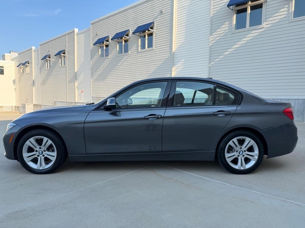 BMW 3-Series 328i xDrive Sedan 2016