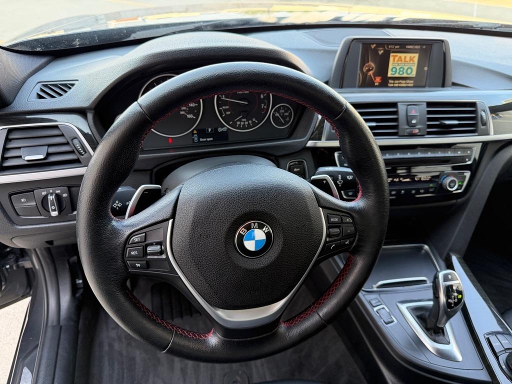 BMW 3-Series 328i xDrive Sedan 2016