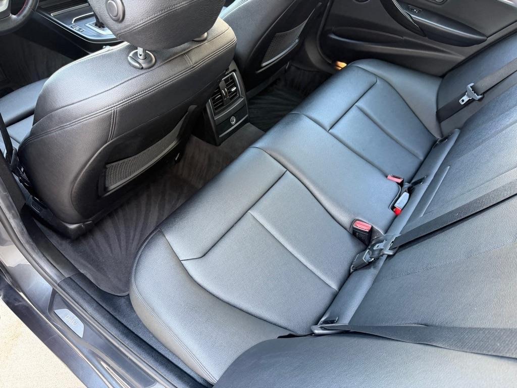 BMW 3-Series 328i xDrive Sedan 2016