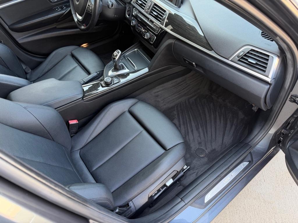 BMW 3-Series 328i xDrive Sedan 2016
