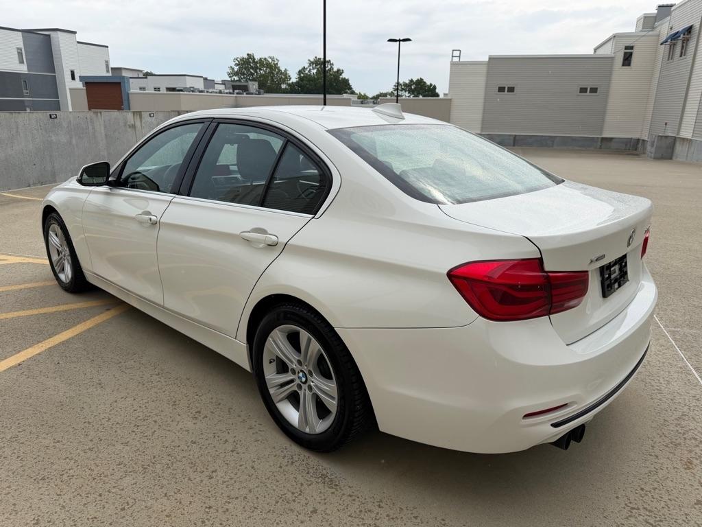 BMW 3-Series 330i xDrive SULEV Sedan 2018