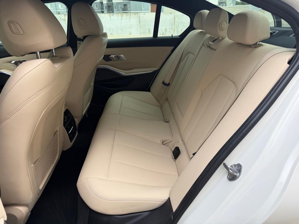 BMW 3-Series 330i xDrive 2020