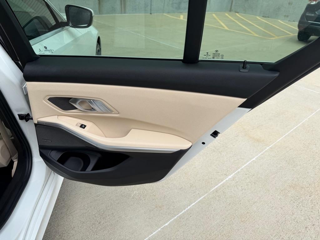 BMW 3-Series 330i xDrive 2020