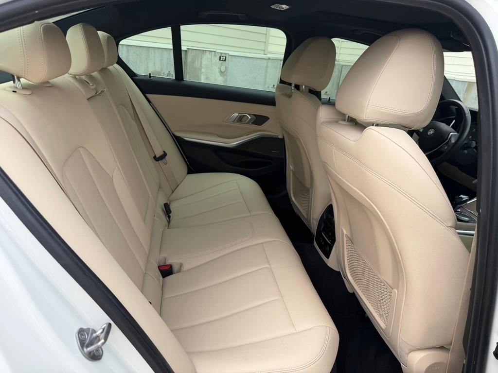 BMW 3-Series 330i xDrive 2020