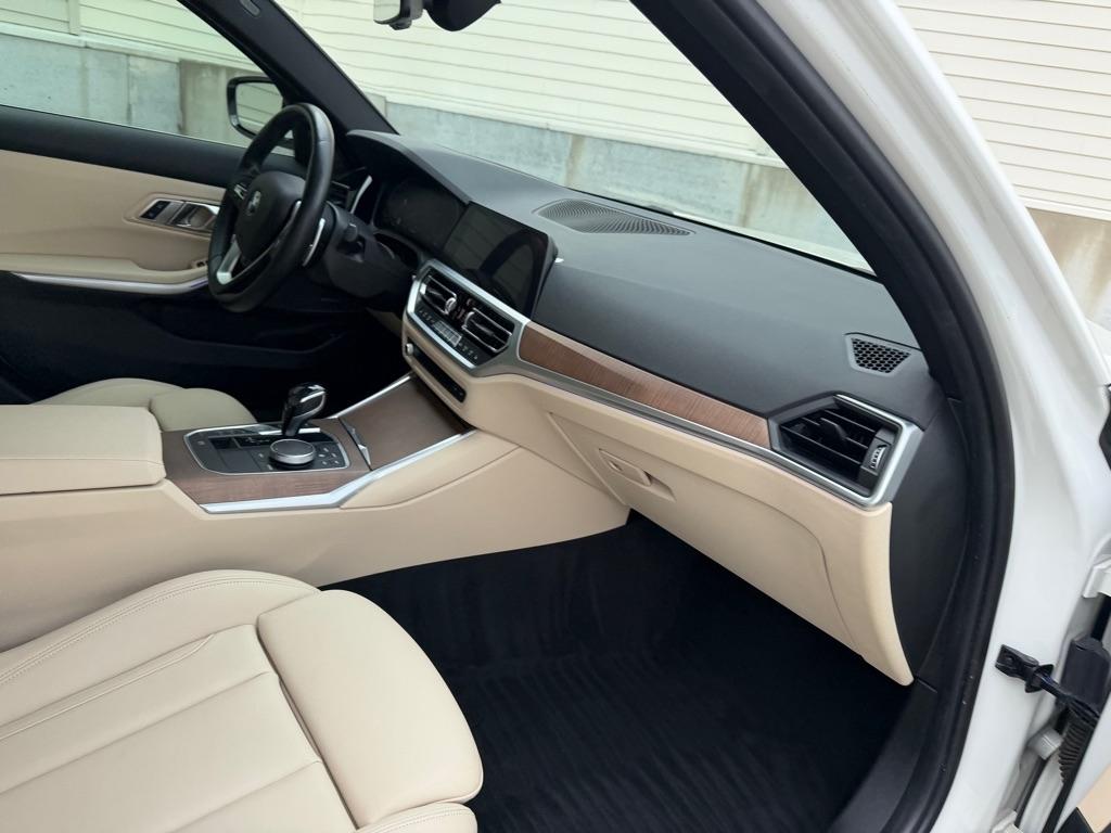 BMW 3-Series 330i xDrive 2020
