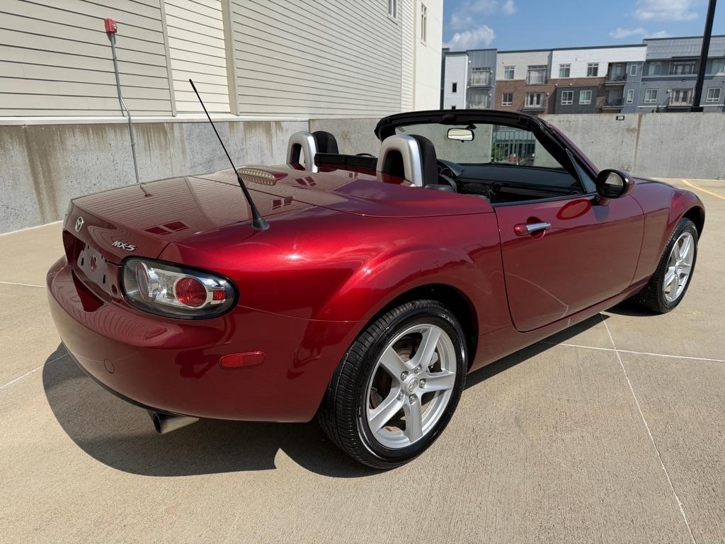 Mazda MX-5 Miata Grand Touring Hard Top 2007