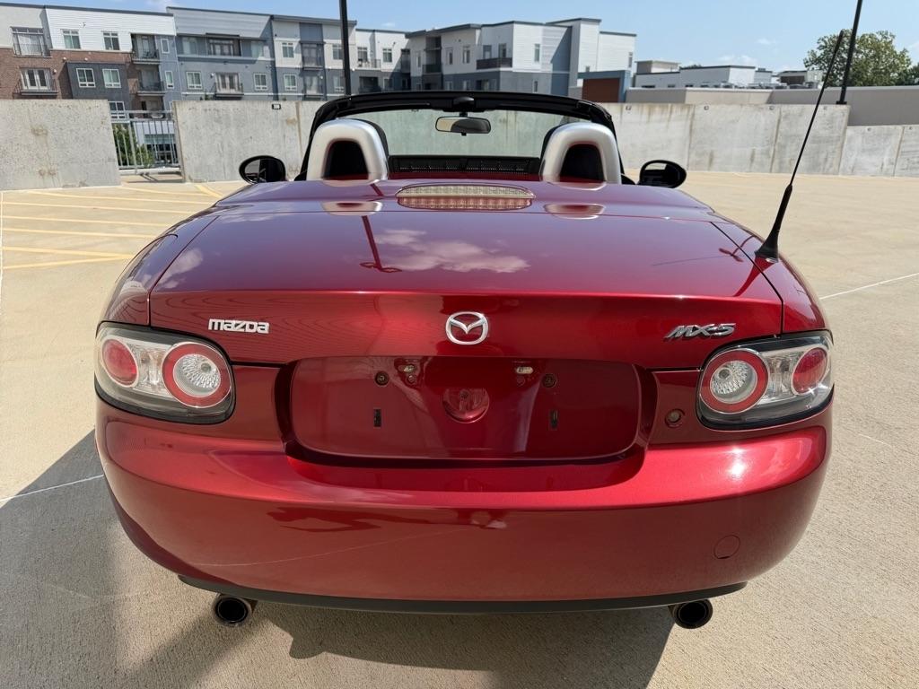Mazda MX-5 Miata Grand Touring Hard Top 2007