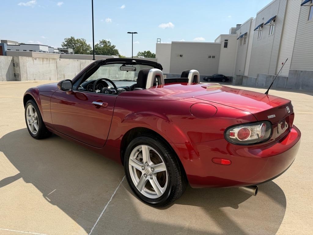 Mazda MX-5 Miata Grand Touring Hard Top 2007