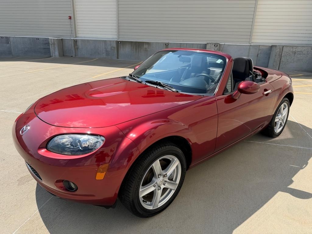 Mazda MX-5 Miata Grand Touring Hard Top 2007