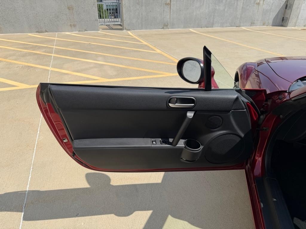 Mazda MX-5 Miata Grand Touring Hard Top 2007