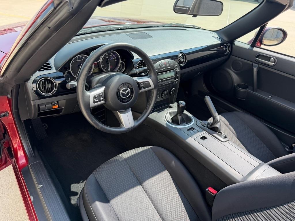 Mazda MX-5 Miata Grand Touring Hard Top 2007